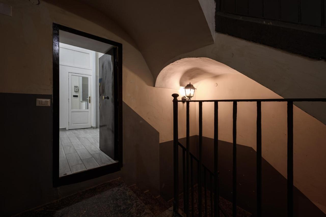 Vico Mastellone 16 Nápoles Exterior foto